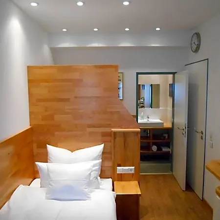 Aparthotel Warum Ins 3*