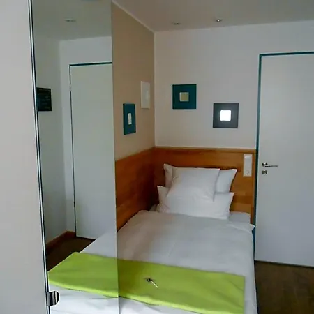 Aparthotel Warum Ins