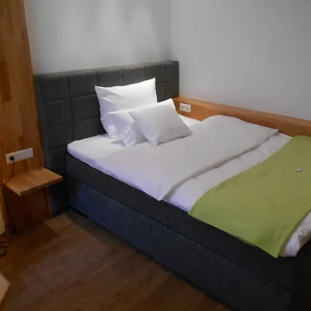 Aparthotel Warum Ins