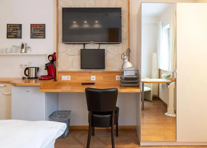 Апарт-отель Warum Ins Неккарзульм