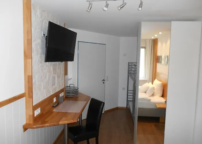 Warum Ins Апарт-отель 3*